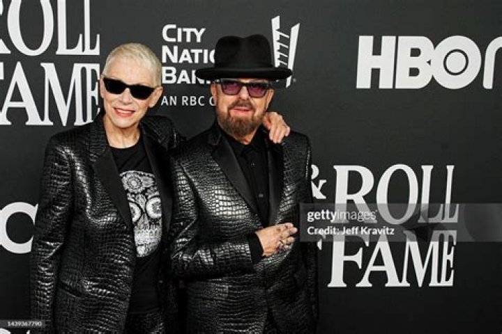 Did Annie Lennox marry Dave Stewart? Are Annie Lennox and Dave Stewart still friends?