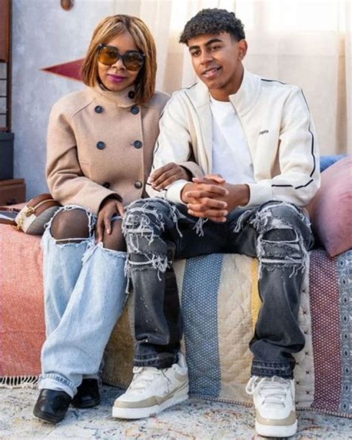 DJ Drama Biography: Songs, Parents, Age, Girlfriend, Net Worth, Albums, Wikipedia, Photos