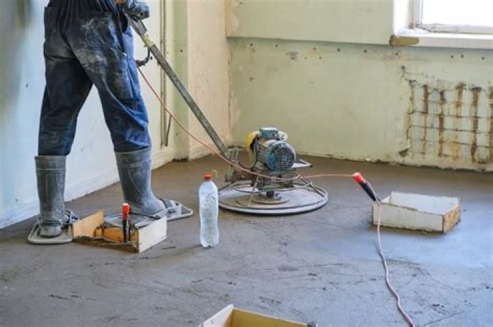 Does concrete need to be washed before painting