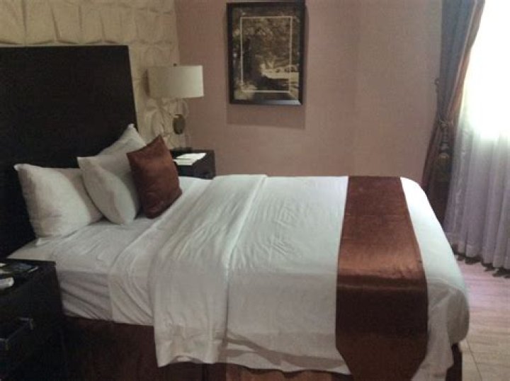 Dover Hotel Ikeja, Ikeja