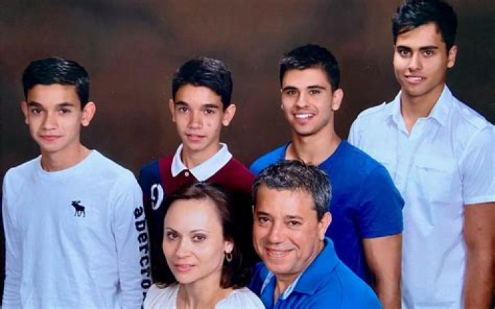 Dr. Boz Mofid Bio Wiki, Age, Height, Gymnastics, The Dobre Brothers, Net Worth