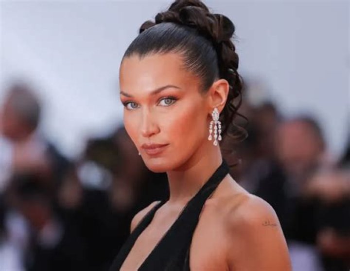 Dr. Julian De Silva Bio, Wiki, Age, Family, Bella Hadid and Net Worth