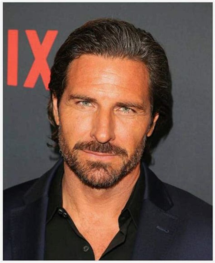 Ed Quinn Actor: Bio, Wiki, Age, Height, Family, Wife, True Blood, Net Worth, Bradley Cooper, Movies and TV Shows