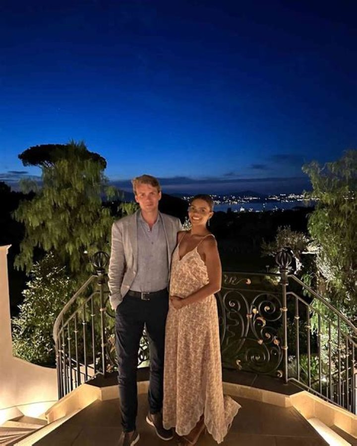 Eg Daily: Early Life, Husband & Net Worth