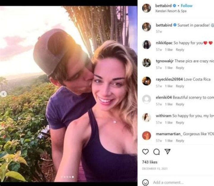 Elizabeth Frankini Below Deck: Age, Wiki, Bio , Height, Boyfriend, Instagram