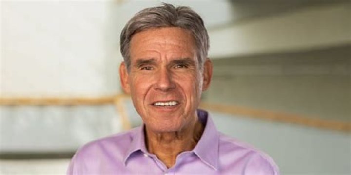 
Eric Topol Height, Weight, Net Worth, Age, Birthday, Wikipedia, Who, Nationality, Biography 