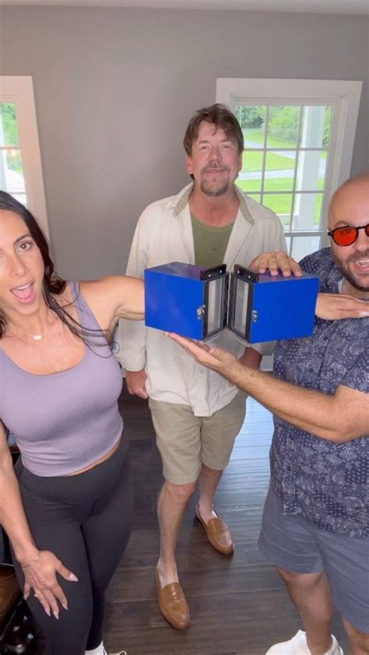 Evan Era Bio, Wiki, Age, Wife, Daughters, Magic Tricks, and Net Worth