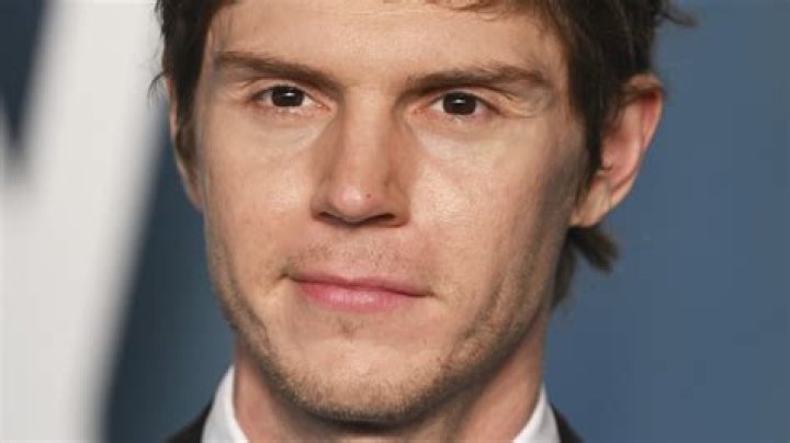 Evan Peters’s Net Worth, Biography, Career, Awards, Fact and Life Story