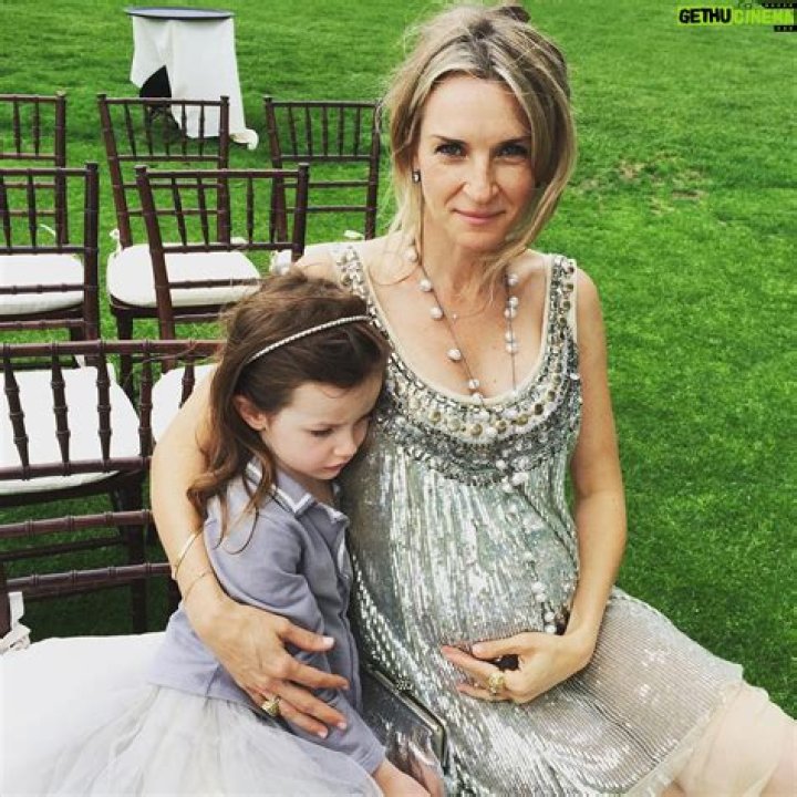 Ever Carradine Bio, Wiki, Age, Height, Family, Husband , Children, Salary ,and Net Worth