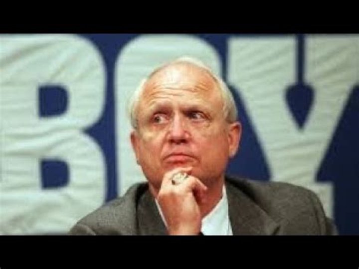 
Ex-Cowboys Exec Larry Lacewell Cause Of Death And Net Worth Revealed 