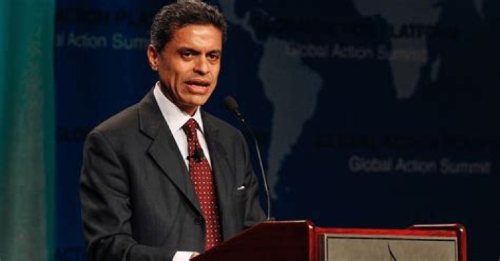 
Fareed Zakaria Height, Weight, Net Worth, Age, Birthday, Wikipedia, Who, Nationality, Biography 