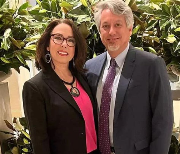 Fernanda Luisa Gordon Bio, Wiki, Age, Height, Parents, Husband, Career and Net Worth