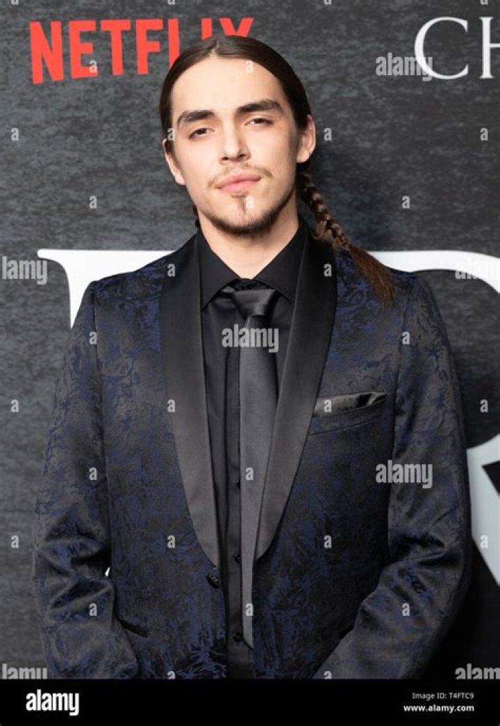 Griffin Powell-Arcand Wikipedia, Age, Biography, Height, Girlfriend, Instagram