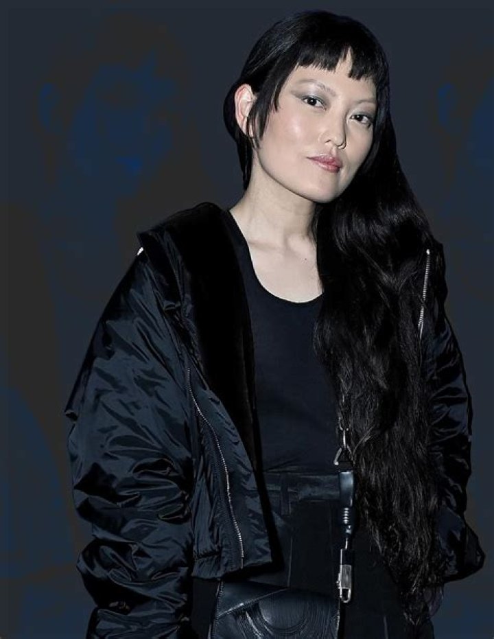 Hana Mae Lee’s biography, net worth, fact, career, awards and life story