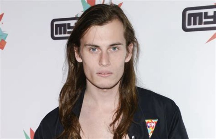 Harry Hains (Actor)’s net worth, biography, fact, career, awards and life story