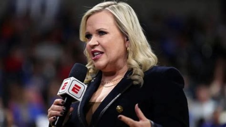 Holly Rowe – Biography, Married, Husband, Son, Gay, Does She Have Cancer?