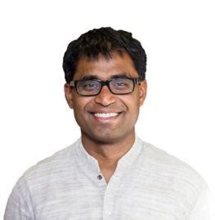 How Much Is Dhananjayan Sriskandarajah Salary? Wife And Net Worth