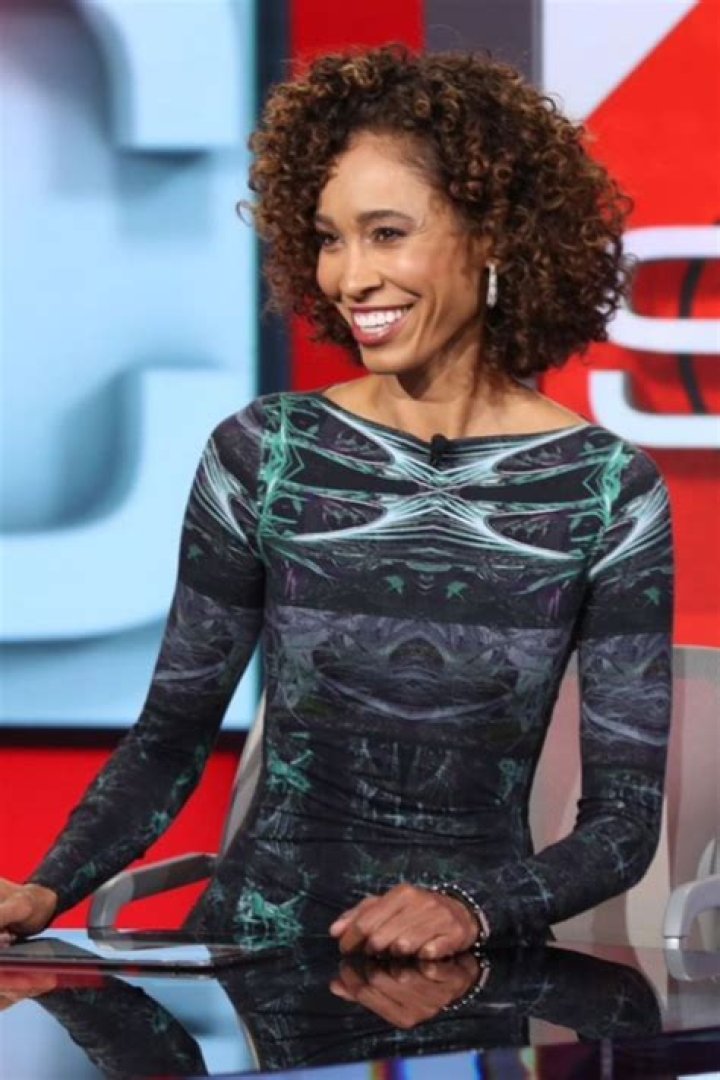 How Much Money Does Alfred Steele Make? Latest Alfred Steele Net Worth Income Salary