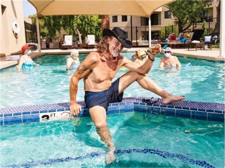 How Much Money Does Mike Watkiss Make? Latest Mike Watkiss Net Worth Income Salary