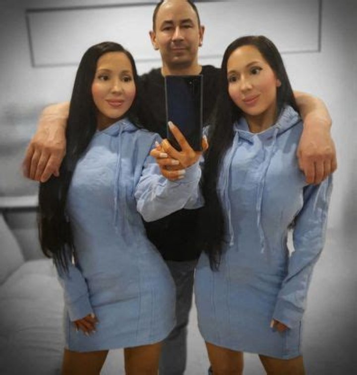 How Old Are Anna And Lucy Decinque From Extreme Sisters?