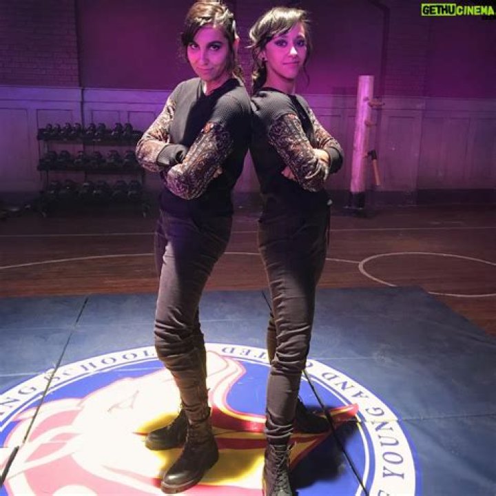 How Old Is Courtney Bandeko Age? Wikipedia Parents Family & Instagram