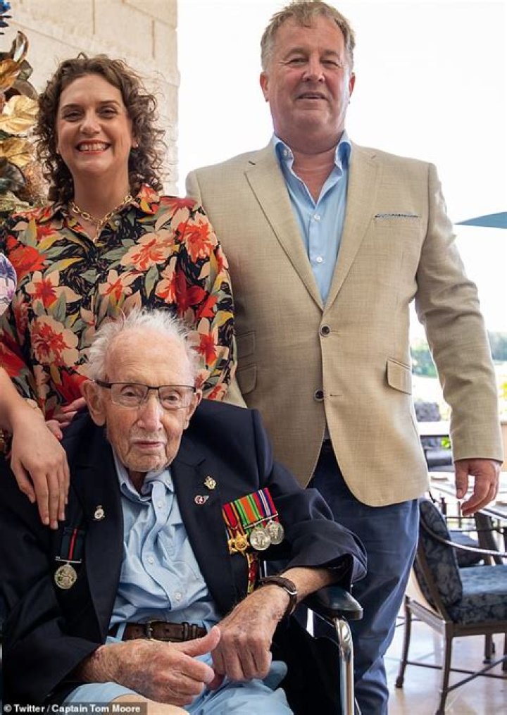 How Old Is Hannah Ingram Moore Age? Company House, Husband Wiki, Biography