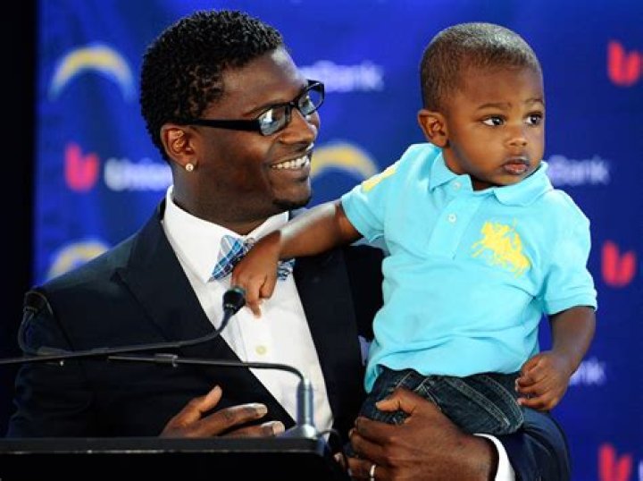 How Old Is LaDainian Tomlinson Son Daylen Tomlinson? Details On His Children Explored