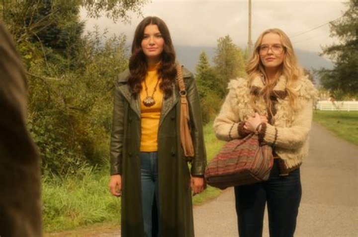 How Tall Is Firefly Lane Actress Roan Curtis?