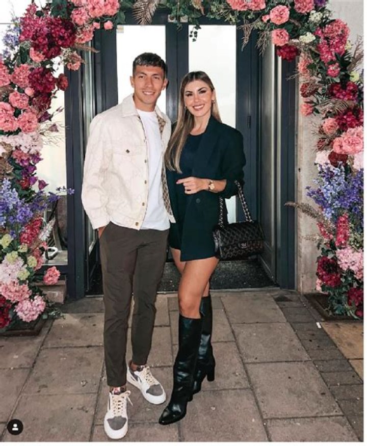 How Tall Is Muri Lopez Benitez, Lisandro Martinez’s Girlfriend?