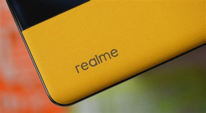 How to open private photos in realme 3 pro