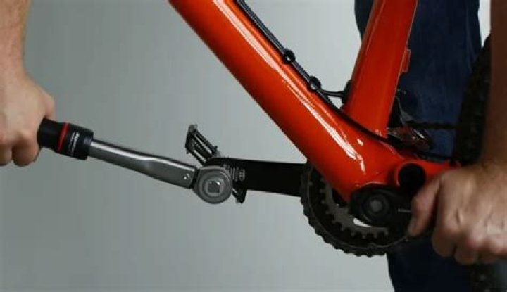 How to remove shimano pedals