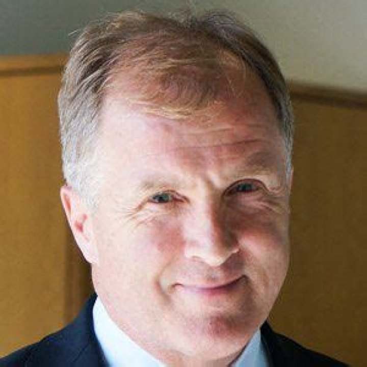 
Hugo Macneill Height, Weight, Net Worth, Age, Birthday, Wikipedia, Who, Nationality, Biography 