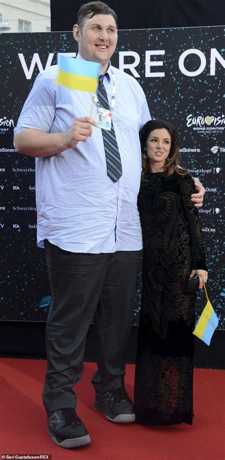 Igor Vovkovinskiy Wife And Net Worth: America’s Tallest Person From Rochester MN Dies At 38