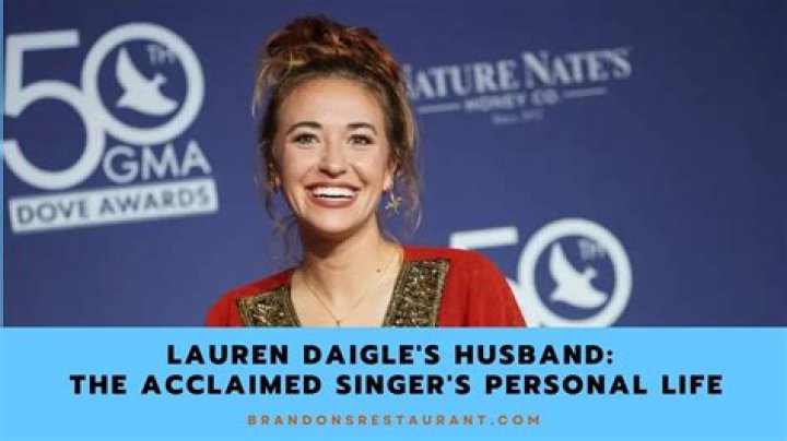Inside Lauren Daigle’s Life, her parents and boyfriend
