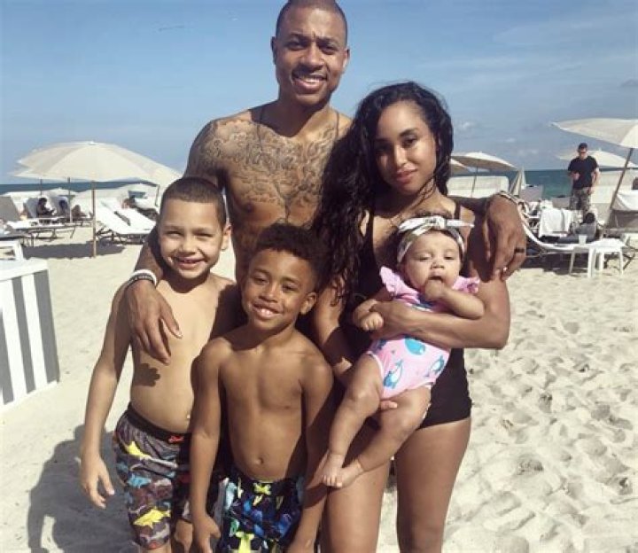 Is Isaiah Thomas Married To Wife Kayla Wallace? Lakers Make A Signing For 10 Days