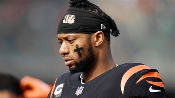 Is Joe Mixon Gay? Sexuality Revealed – Does He Have A Wife Or Partner?