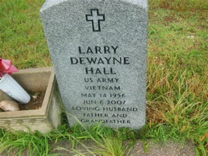 Is Larry Dewayne Hall Dead Or Alive? Details About His Wikipedia Biography