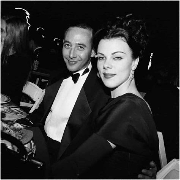 Is Paul Reubens Married to Wife? Or is he dating a girlfriend?