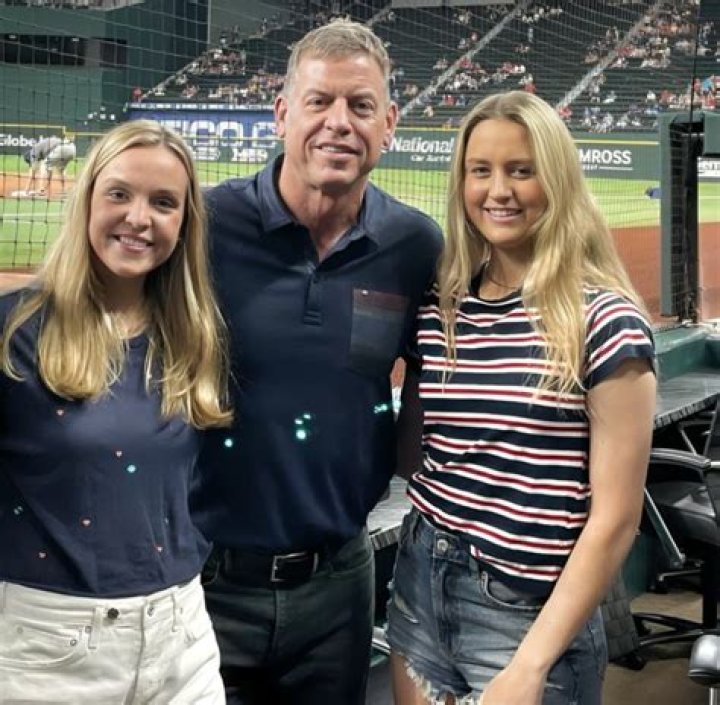 Is Troy Aikman Daughter A Volleyball Player? Ally Aikman Age and Hall Of Fame Pictures