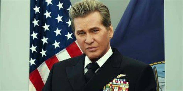 Is Val Kilmer in Top Gun 2?