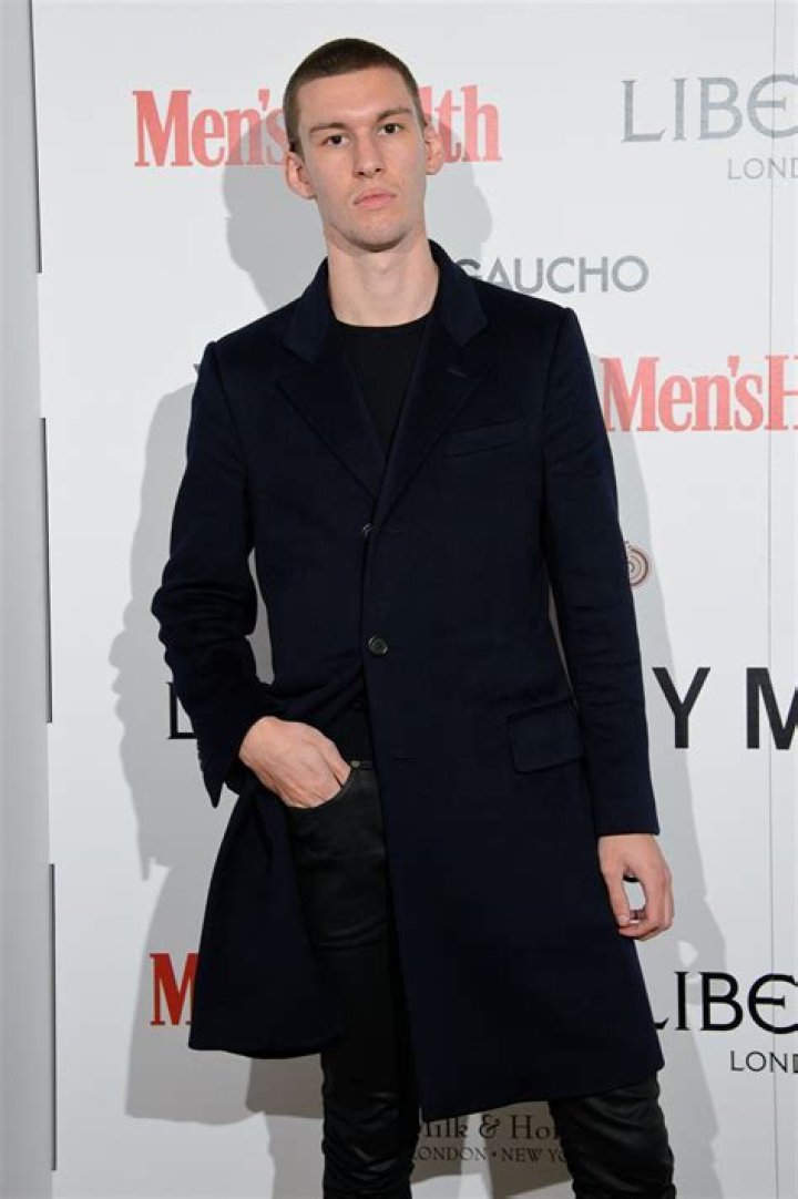 
Is Willy Moon still Married? Bio, Age, Wife, Net worth, Nationality 