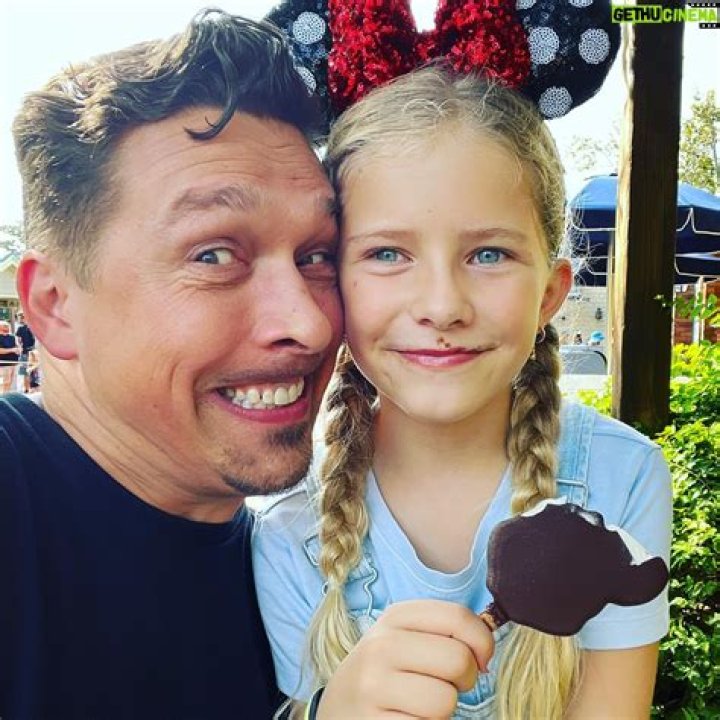 Isaac Hanson’s Net Worth, Biography, Career, Awards, Fact and Life Story