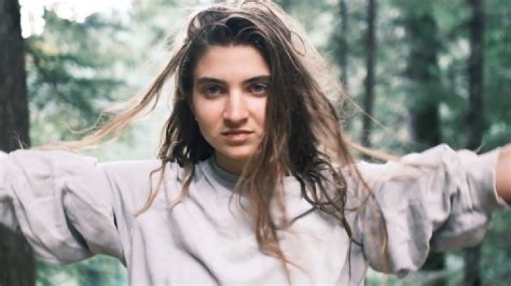 Isabel Paige Age And Net Worth: Meet The YouTuber On Instagram