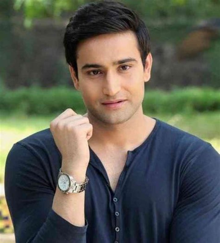 
Isha Duhan Height, Weight, Net Worth, Age, Birthday, Wikipedia, Who, Nationality, Biography 