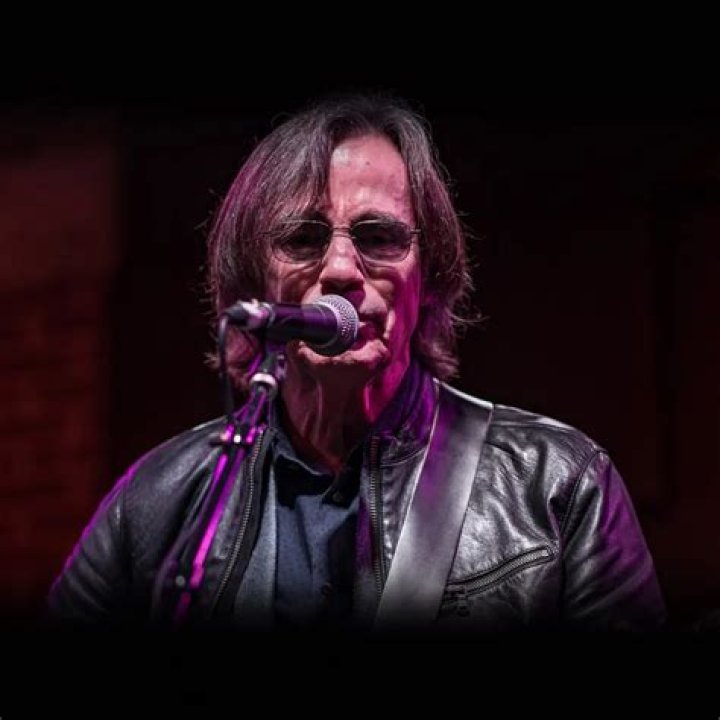 Jackson Browne’s net worth, fact, career, awards, biography & life story