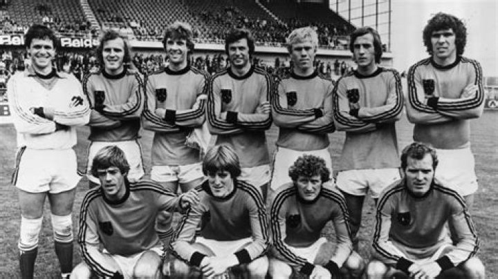 Jan Jongbloed: Former Netherlands goalkeeper and runner-up in 2 World Cup finals dead at 82