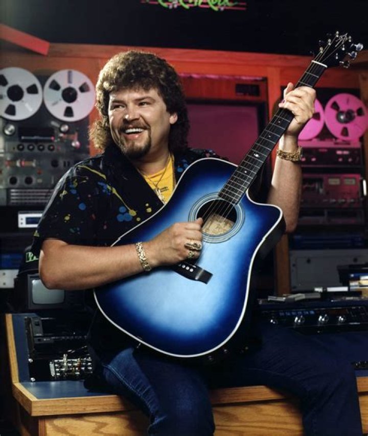 Jeff Cook Net Worth, Income, Salary, Earnings, Biography