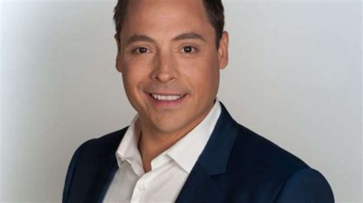 Jeff Mauro Height, Weight, Net Worth, Age, Birthday, Wikipedia, Who, Nationality, Biography
