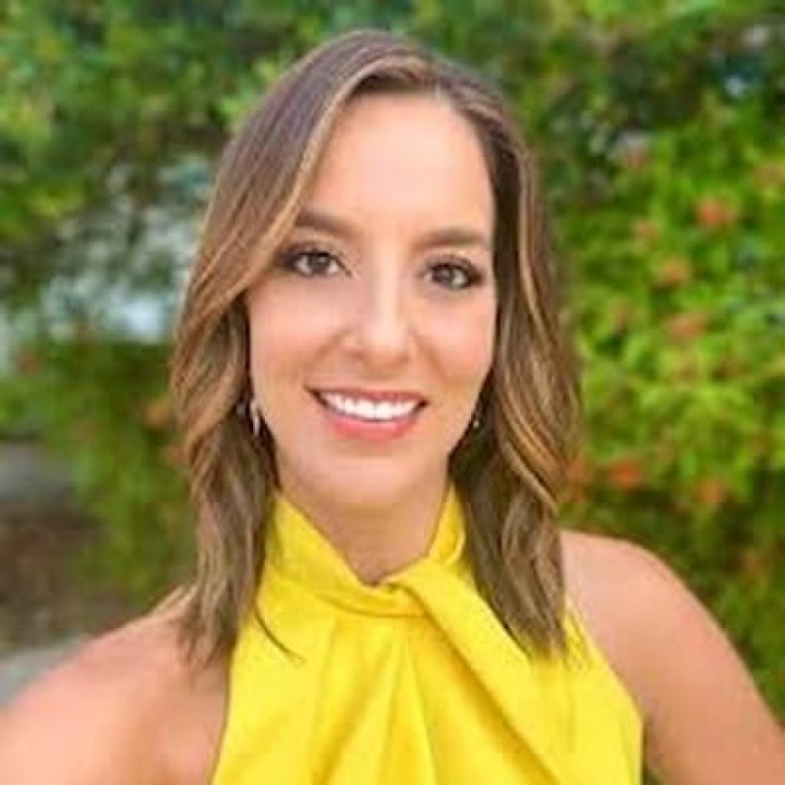 Jennifer Epstein Bio, Wiki, Age, Husband, Salary, Net Worth, Bloomberg and FOX 13 Tampa