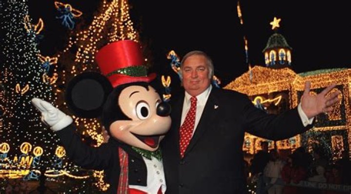 Jennings Osborne’s net worth, biography, fact, career, awards and life story